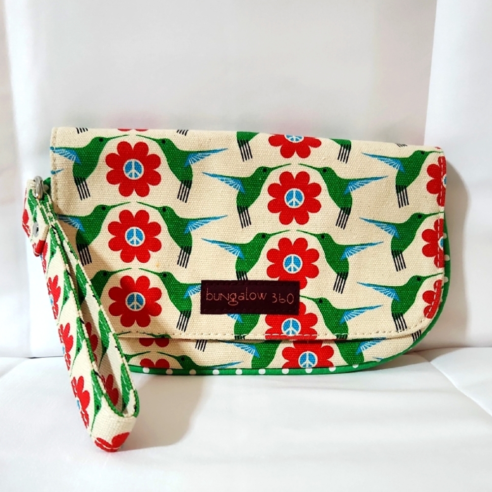 Wristlet